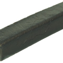 Sanding belt cleaner